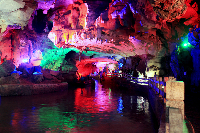 (可当天7:00前购买)桂林阳朔聚龙潭.